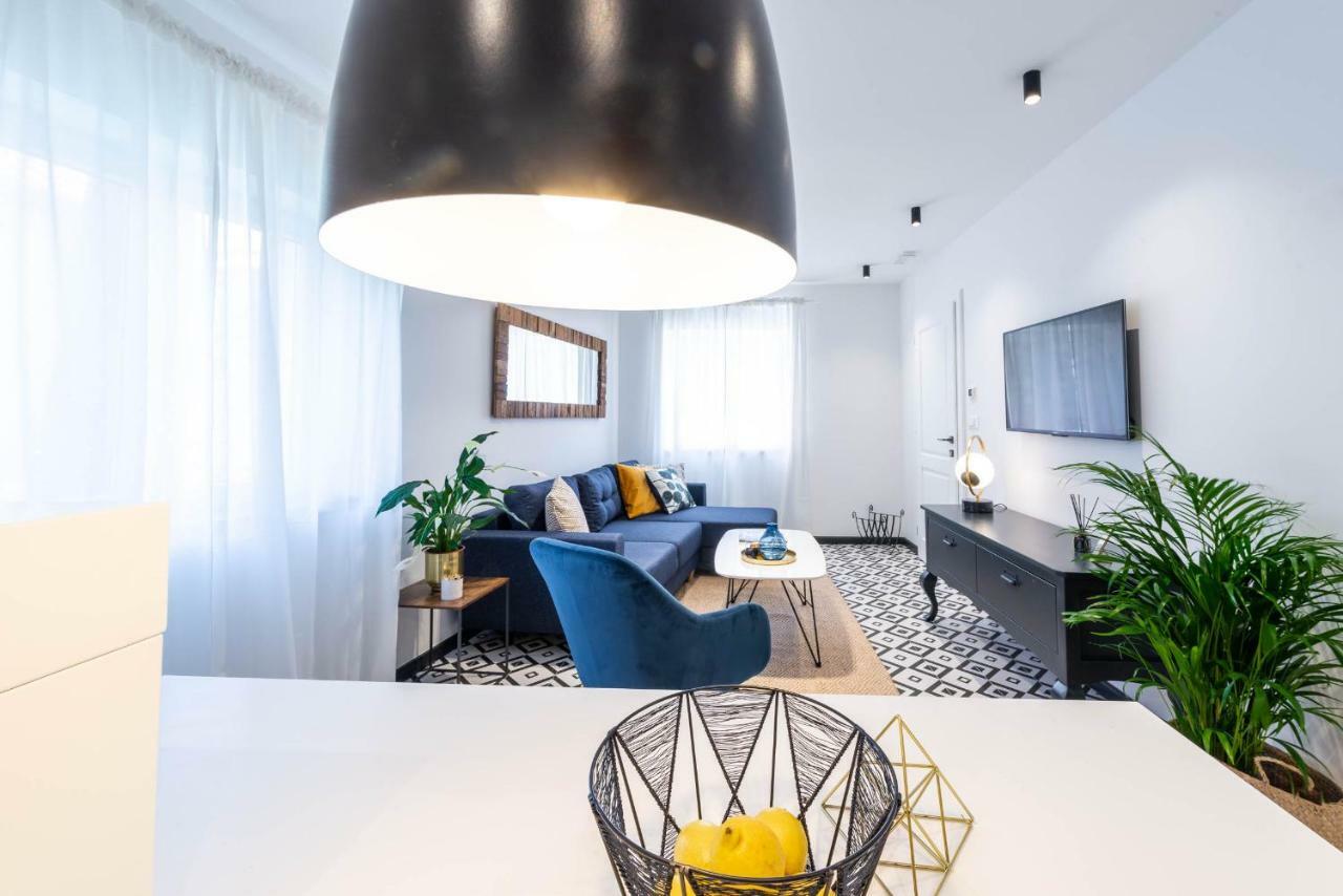 קאבטאט Sun And Stone Apartment מראה חיצוני תמונה