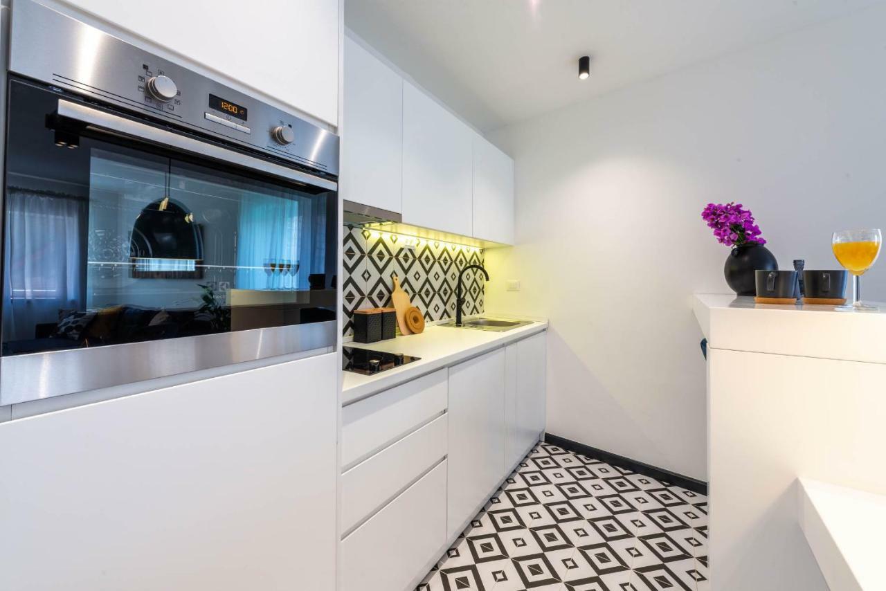קאבטאט Sun And Stone Apartment מראה חיצוני תמונה