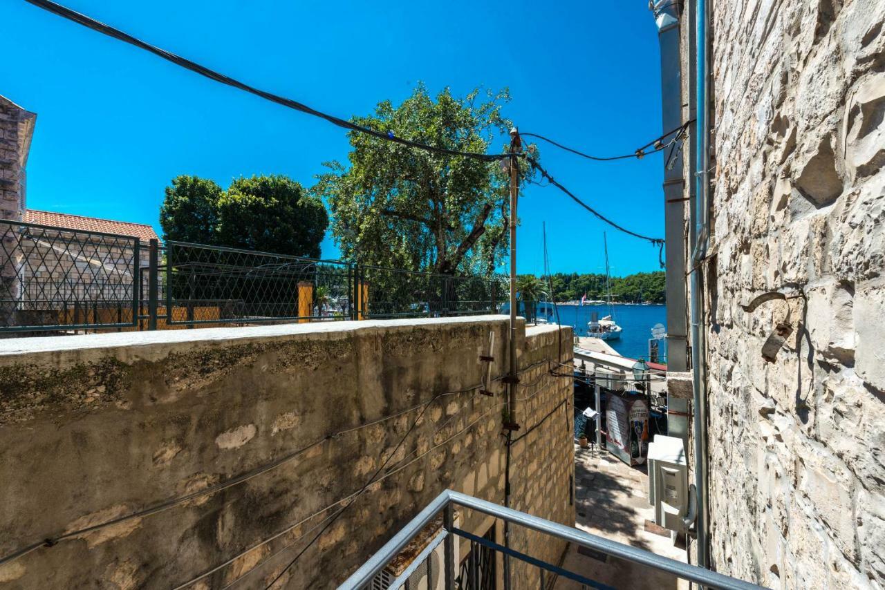 קאבטאט Sun And Stone Apartment מראה חיצוני תמונה