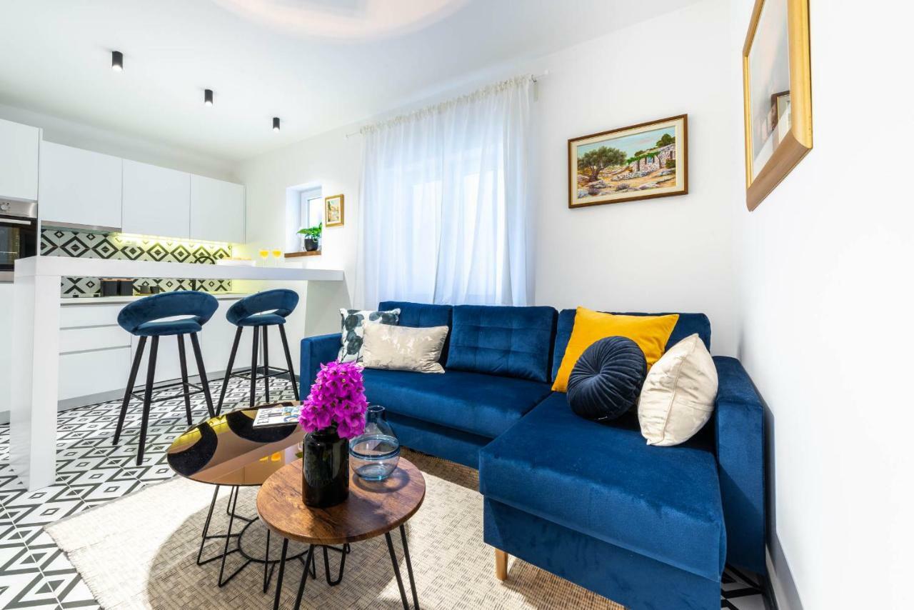 קאבטאט Sun And Stone Apartment מראה חיצוני תמונה